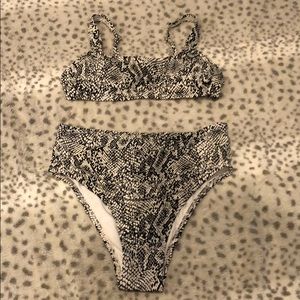 Xhilaration snake print bikini M high waist EUC